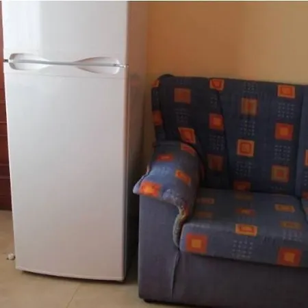 Studio - 1 Bedroom With Wifi - 00432 * Bueu
